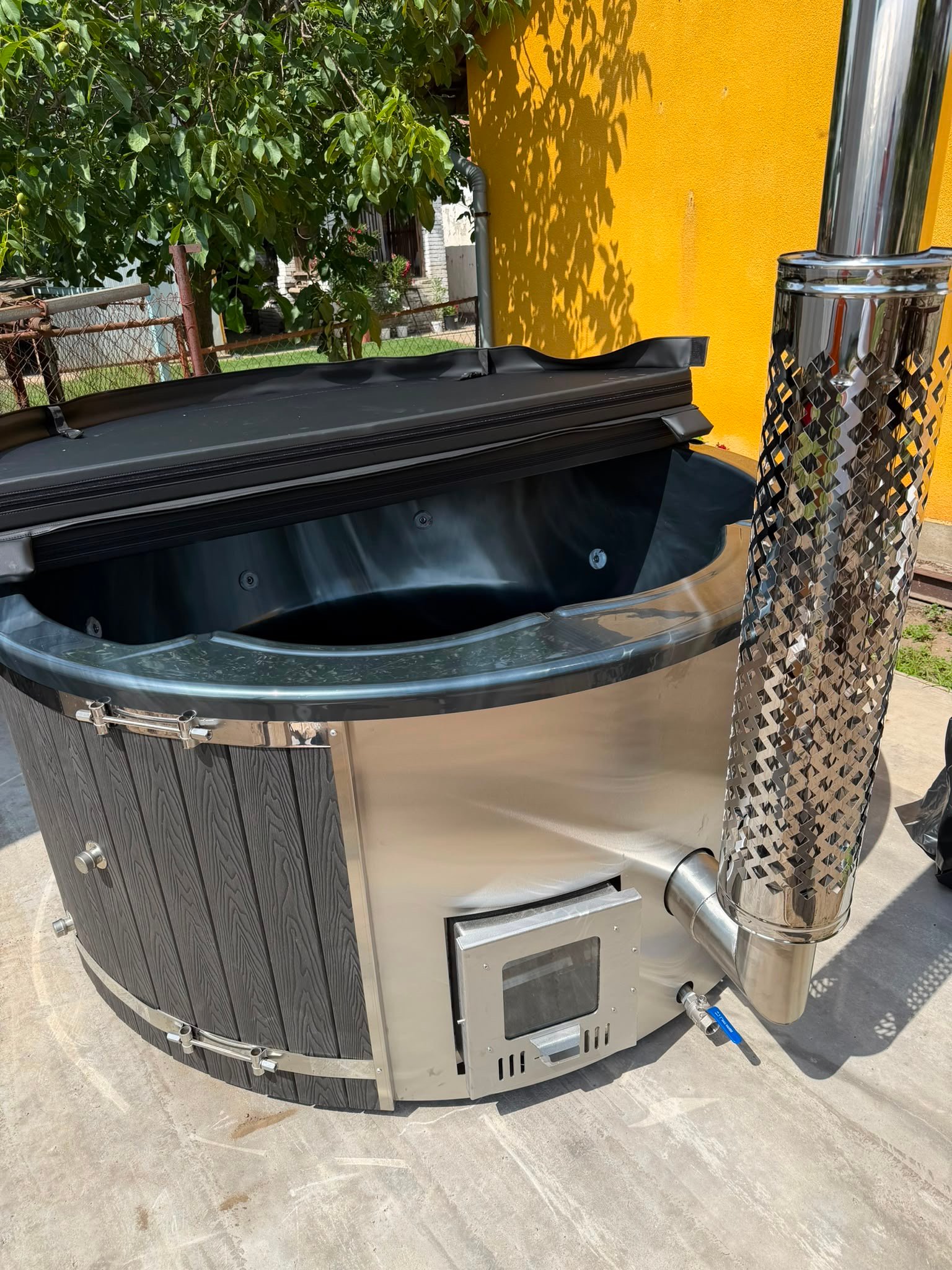 Hot Tub with Stove In Germany